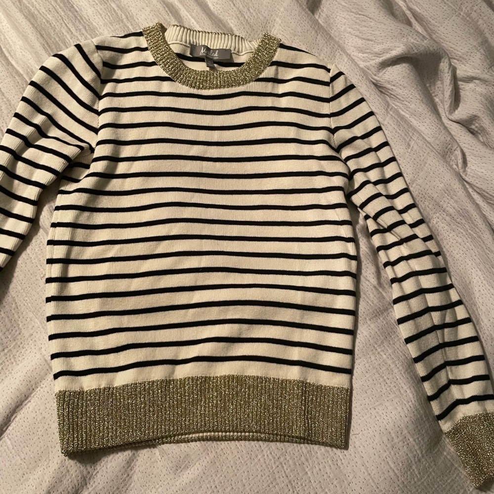 Boutique sweater w/ gold sparkly trim, XS